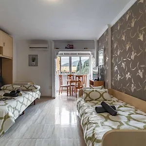 https://amplio-y-moderno-studio-en-benalmdena-para-disfrutar.es-andalucia.com